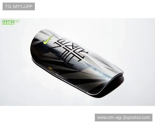 围绕液态金足球鞋探索未来运动装备创新趋势与设计风尚潮流演进洞察